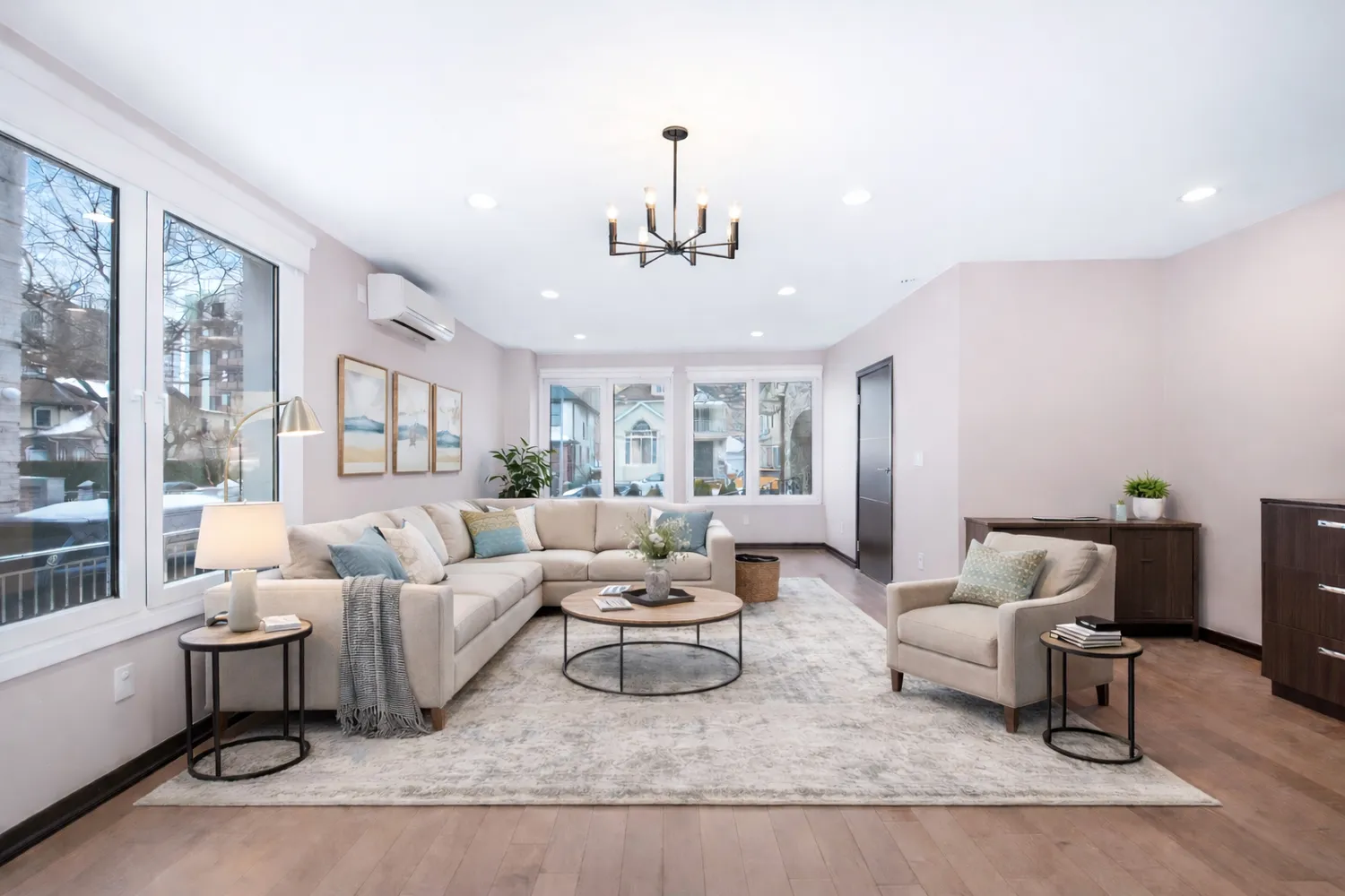 $2,495,000 | 153 Amherst Street | Manhattan Beach