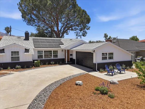 $1,699,000 | 2048 Sinaloa Avenue, Altadena, CA 91001