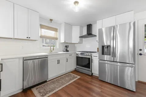 Contact Agent | 55 Thistle Street, Lynn, MA 01905