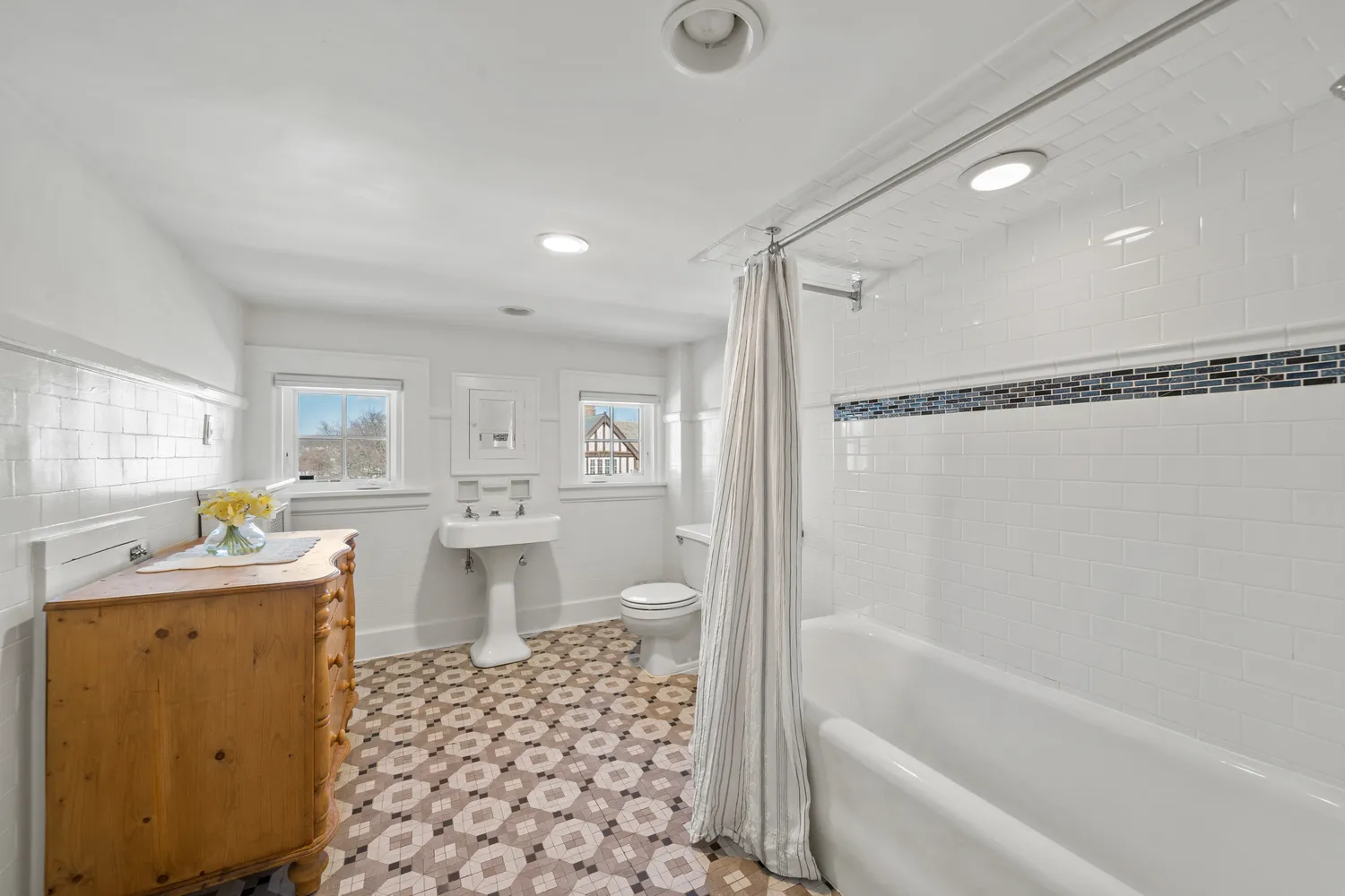 $2,274,900 | 281 Forest Avenue, Glen Ridge, NJ 07028