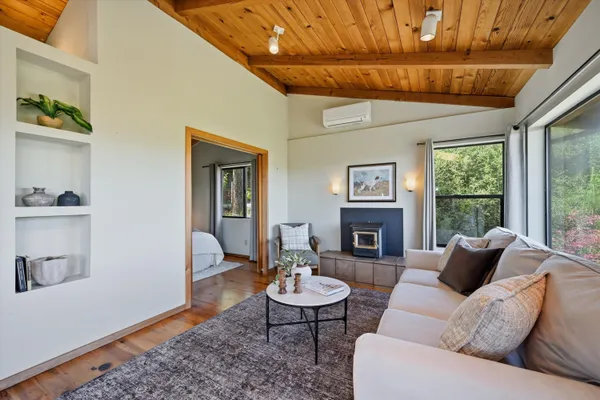 $2,495,000 | 6341 West Dry Creek Road, Healdsburg, CA 95448