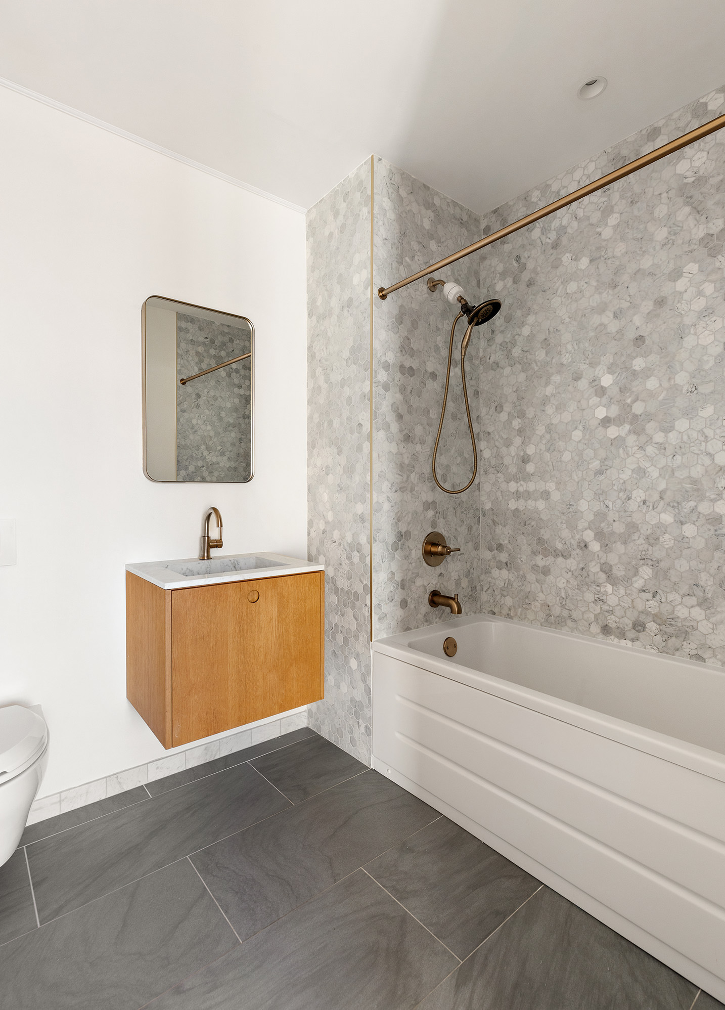 670 Union Street, Unit 4A Brooklyn, NY 11215 - Photo 17 of 23