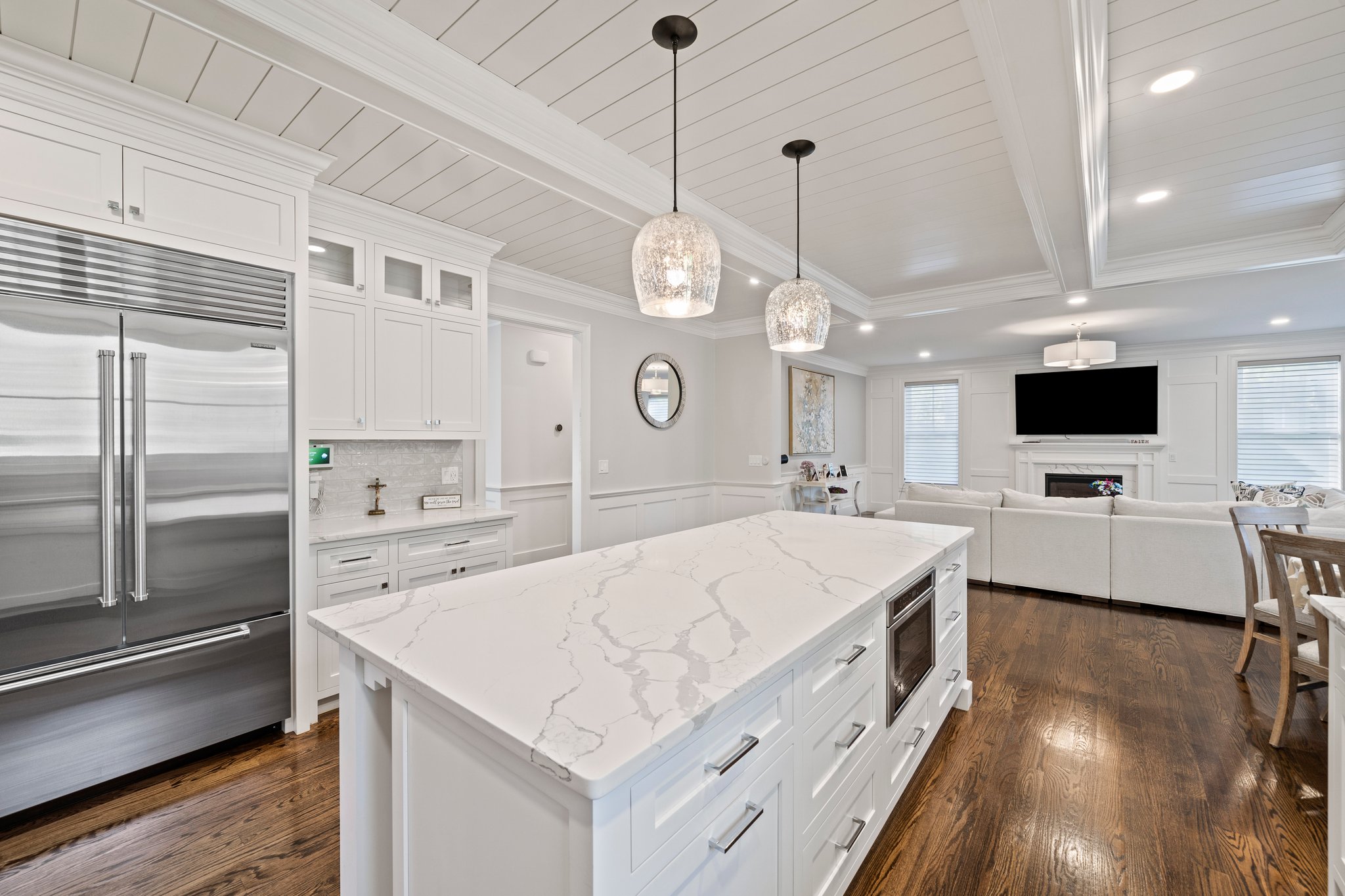 241 Lowell Road Wellesley, MA 02481 - Photo 13 of 85