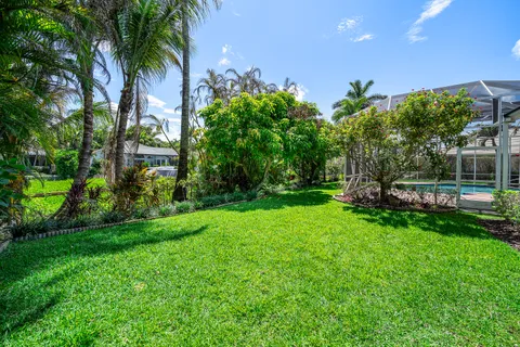 $2,195,000 | 19874 Loxahatchee Pointe Drive, Jupiter, FL 33458