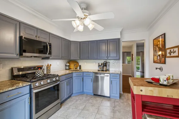 $599,000 | 12 Louisburg Square, Verona, NJ 07044
