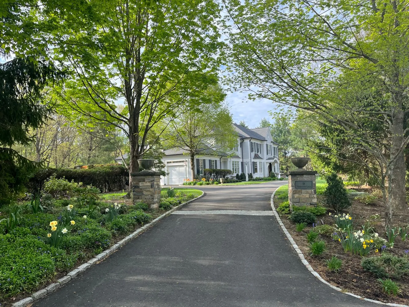 $5,695,000 | 9 Sanderson Lane, Weston, MA 02493