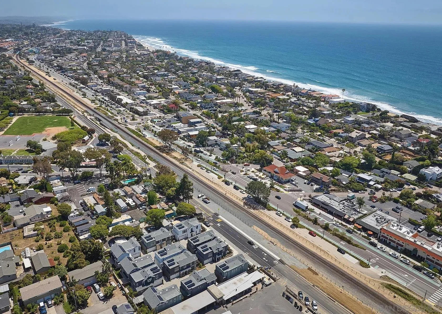 567 North Vulcan Avenue Encinitas, CA 92024 - Photo 2 of 49