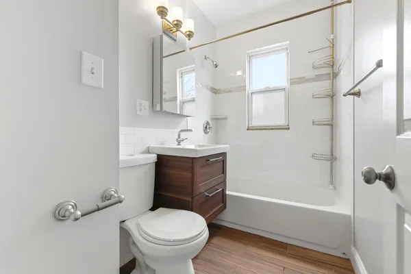 $620,000 | 20 Connecticut Avenue, Unit 2, Somerville, MA 02145