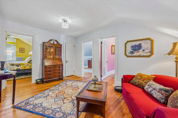 $1,425,000 | 917 Dekalb Pike, Ambler, PA 19002