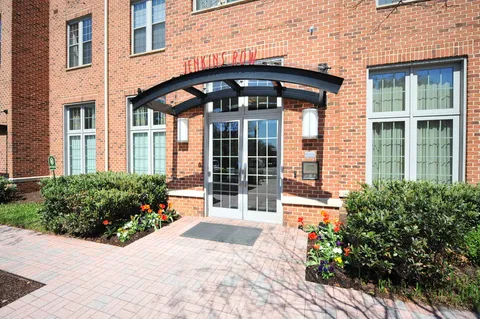 $389,900 | 1391 Pennsylvania Ave. Southeast, Unit 430, Washington, DC 20003