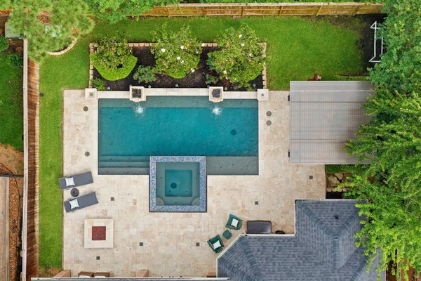 $960,000 | 130 South Arrow Canyon Circle, Spring, TX 77389