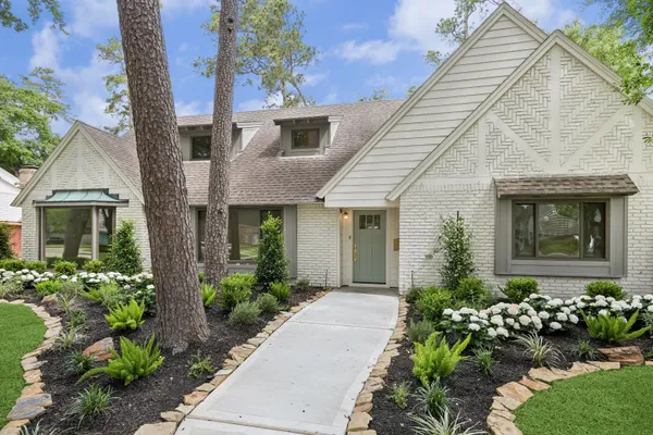 $1,800,000 | 12222 Broken Bough Drive, Houston, TX 77024