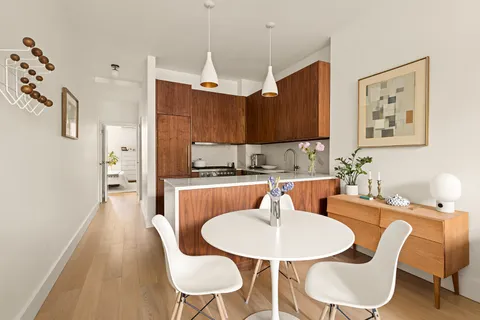 $900,000 | 692 President Street, Unit 2 | Park Slope