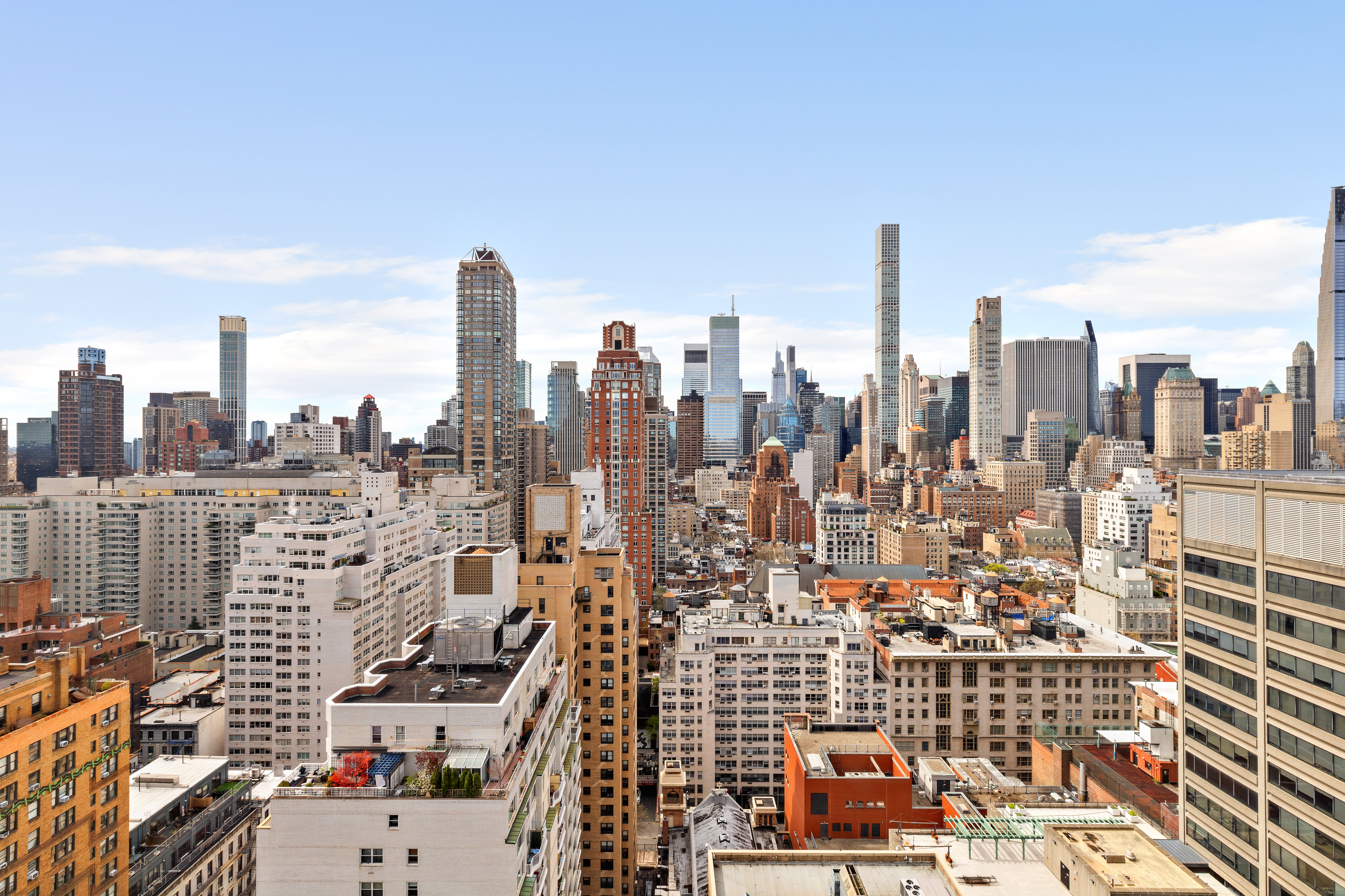 150 East 69th Street, Unit 27K Manhattan, NY 10021 - Photo 3 of 13