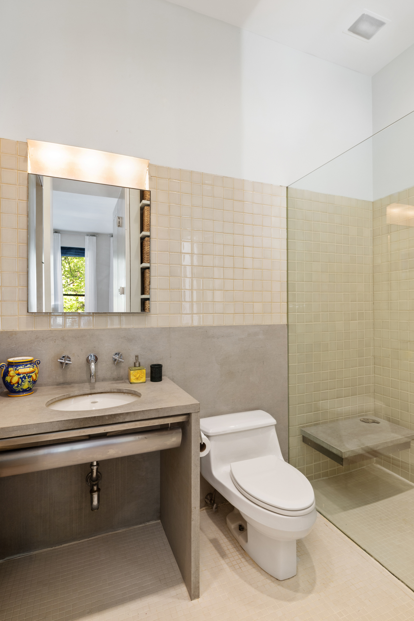 10 East 95th Street, Unit Garden Manhattan, NY 10128 - Photo 9 of 16