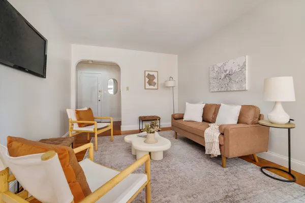 Contact Agent | 395 Broadway, Cambridge, MA 02139