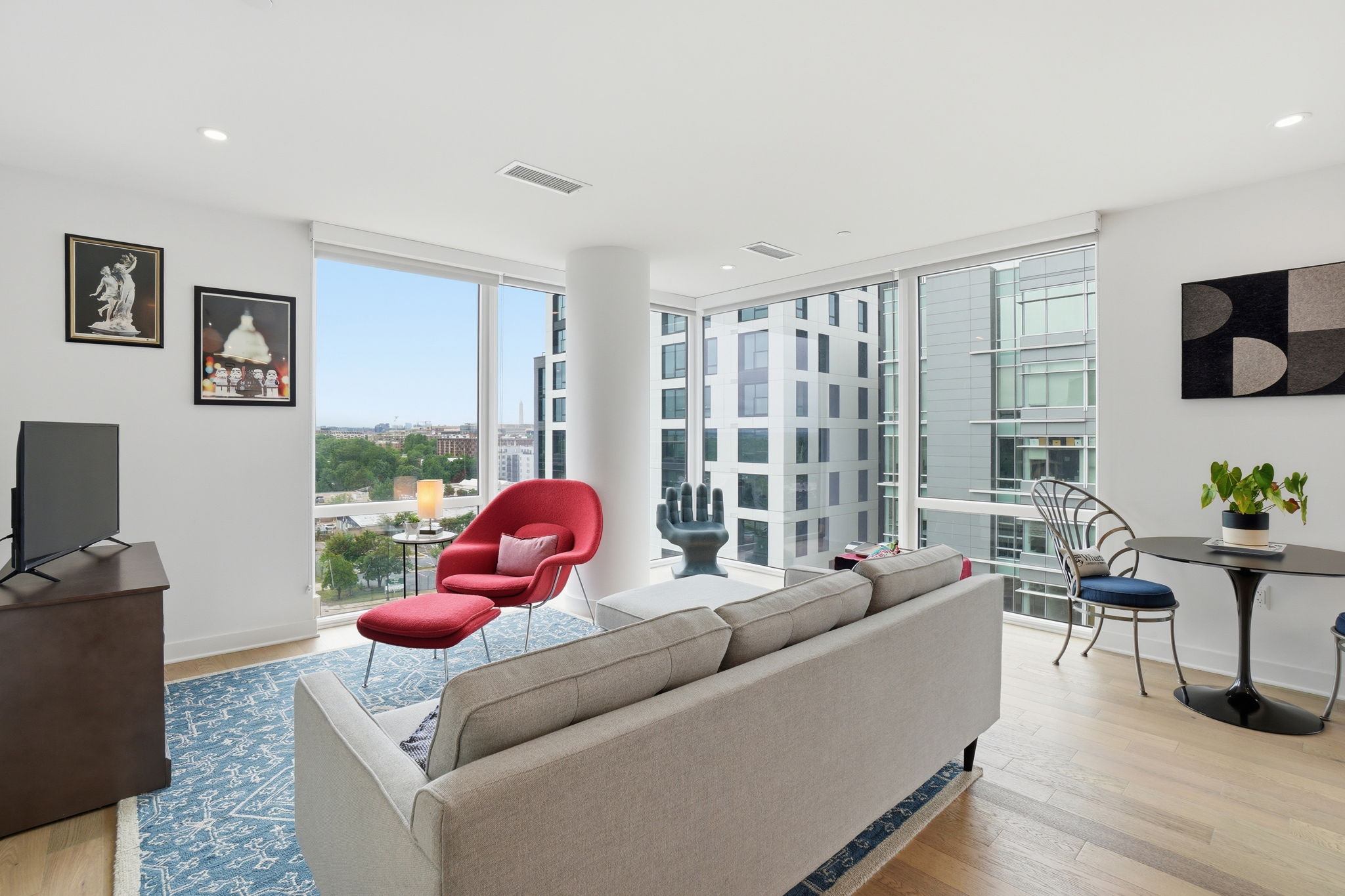 37 L Street Southeast, Unit 902 Washington, DC 20003 - Photo 4 of 44