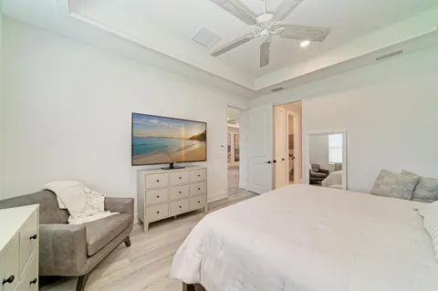 $729,000 | 1047 Waterline Court, Sarasota, FL 34240