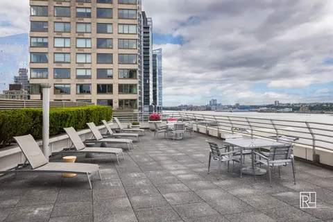 $4,200 | 120 Riverside Boulevard, Unit 7U | Upper West Side