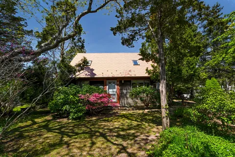 $1,299,000 | 46 Harbor Avenue, Falmouth, MA 02540