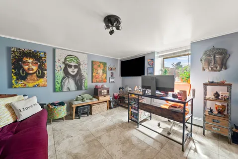 $740,000 | 61-20 71st Avenue, Unit D2C | Ridgewood