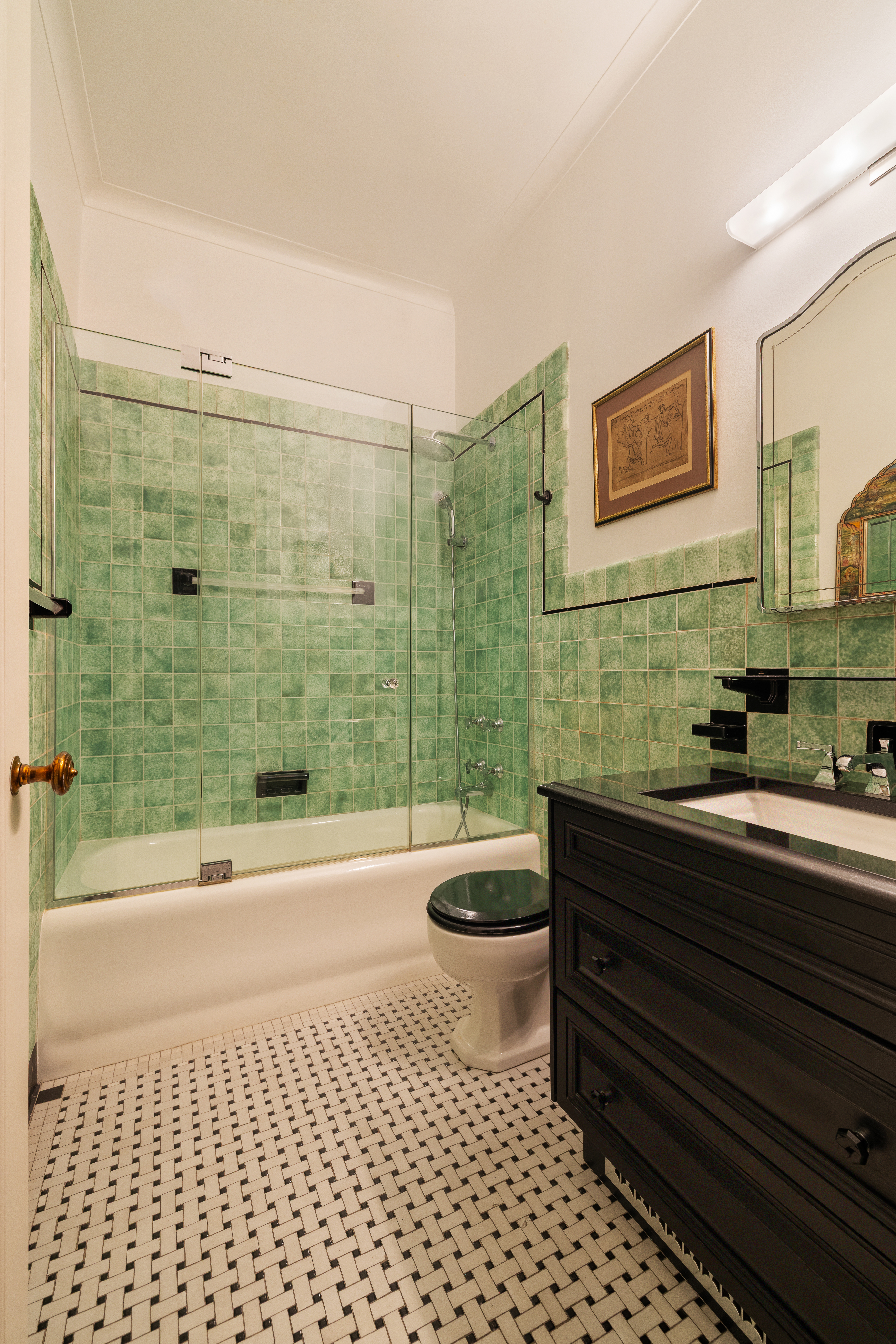 145-146 Central Park West, Unit 2B Manhattan, NY 10023 - Photo 9 of 12