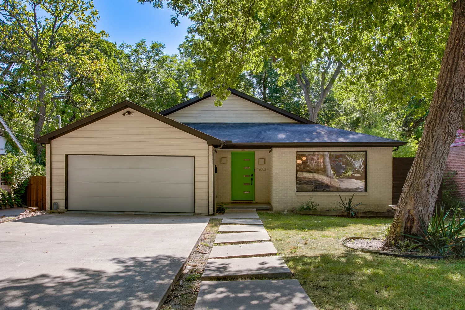 $429,000 | 1630 Ramsey Avenue, Dallas, TX 75216