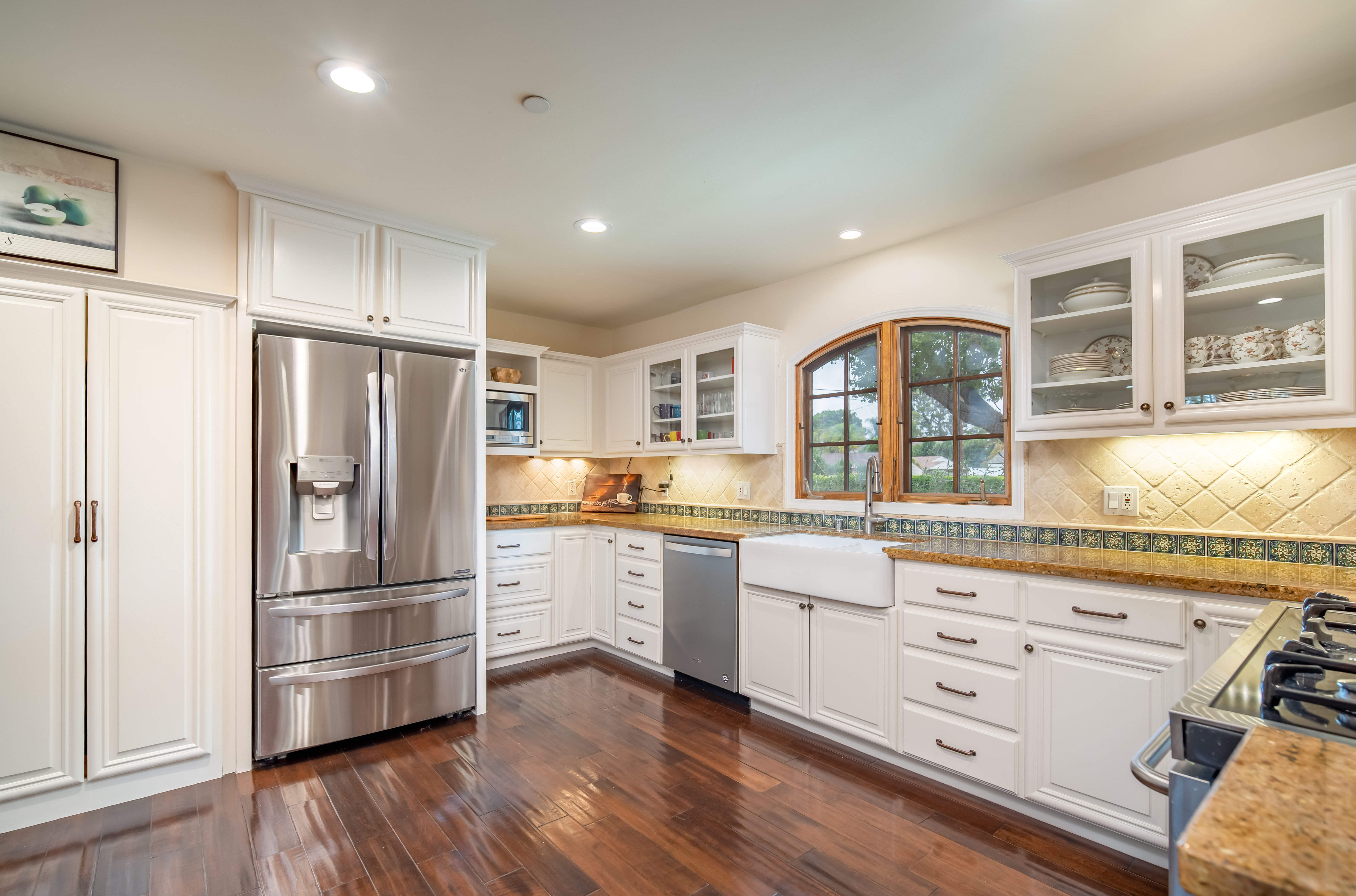 802 North Ford Street Burbank, CA 91505 - Photo 13 of 42