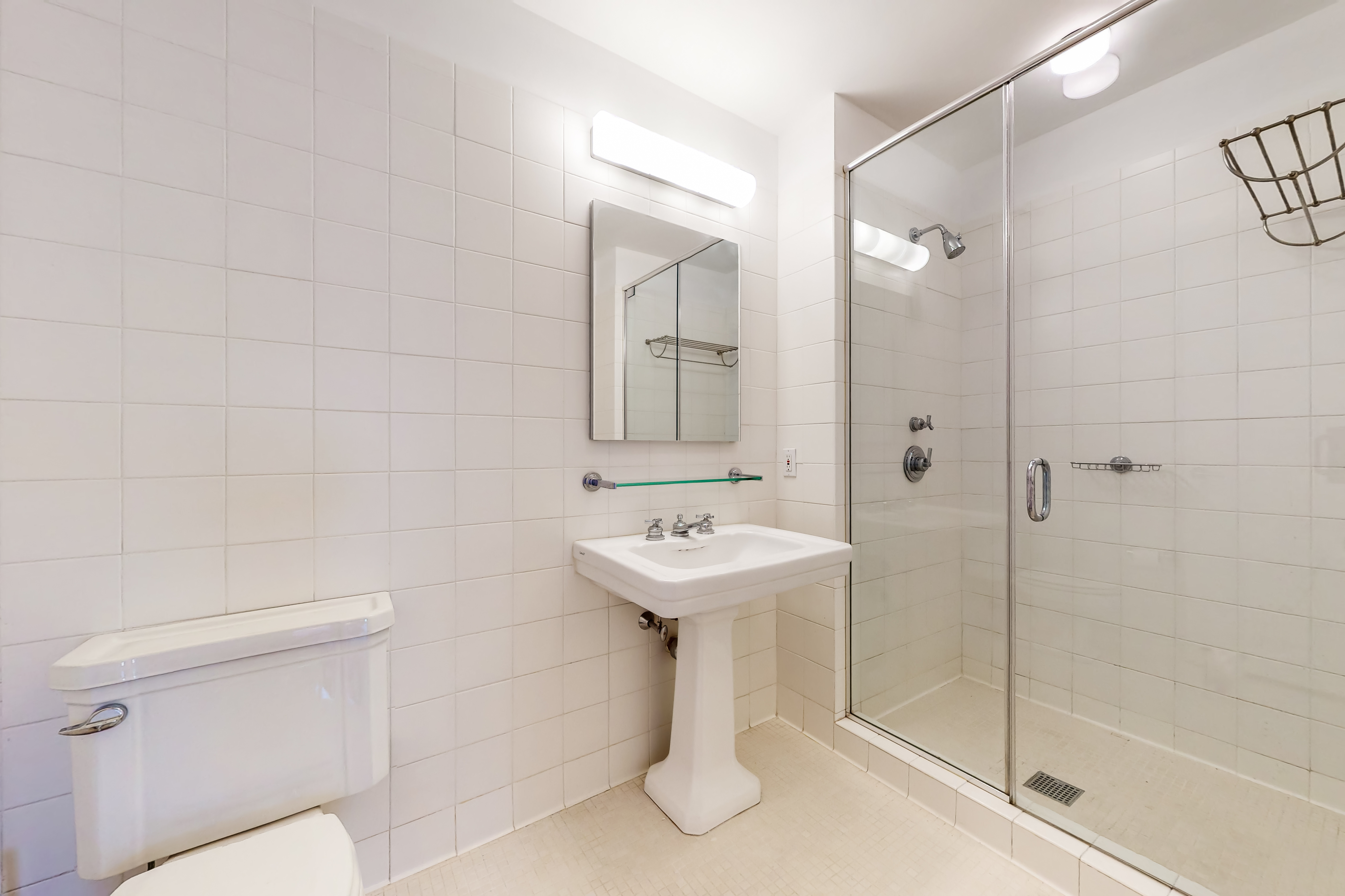 90 Franklin Street, Unit 5S Manhattan, NY 10013 - Photo 8 of 14