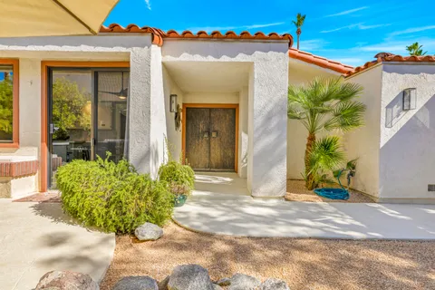 $1,235,000 | 5 Vista Loma Drive, Rancho Mirage, CA 92270
