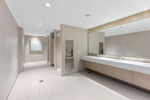 $1,997,500 | 153 North Seabreeze Boulevard, Unit 1105S, Fort Lauderdale, FL 33304