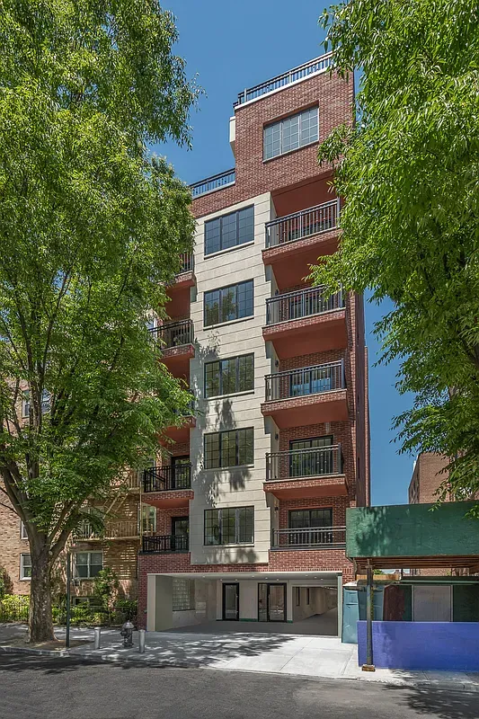 $999,000 | 31-22 29th Street, Unit 4A | Astoria