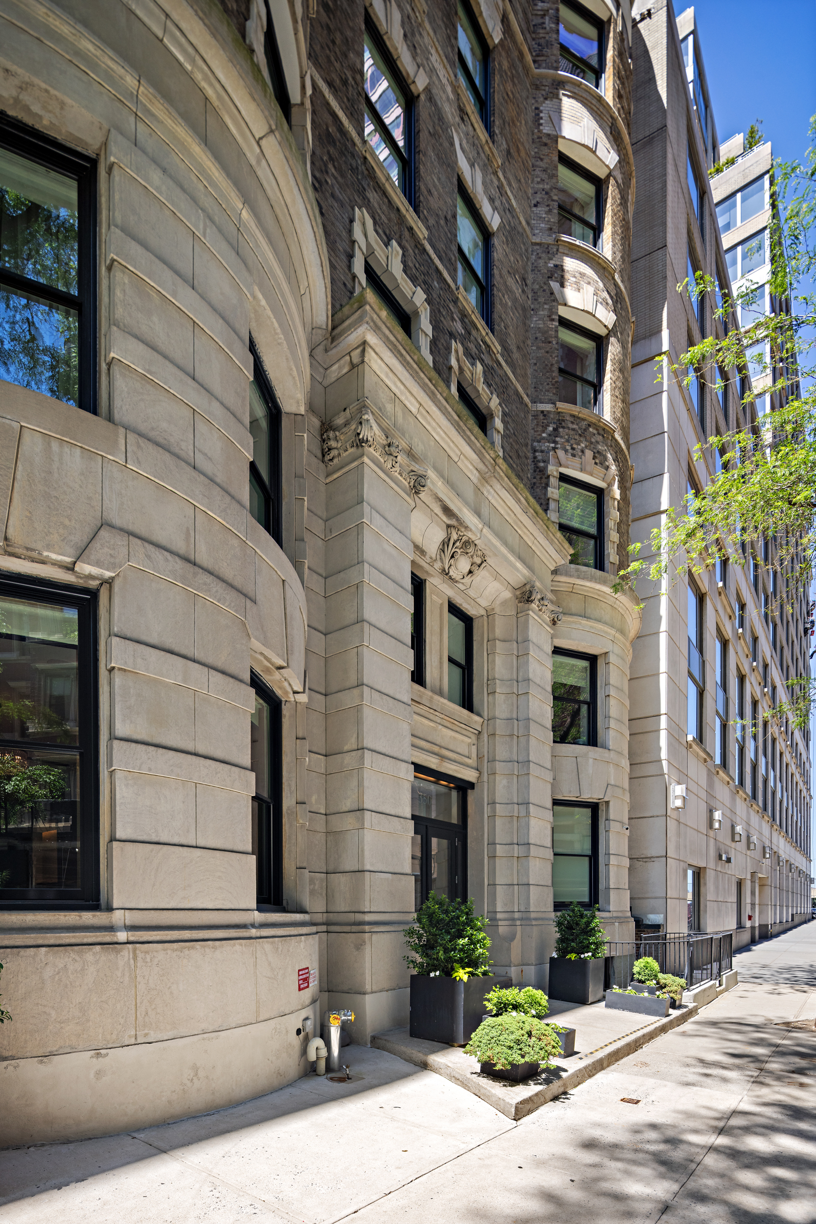 350 West 71st Street, Unit 6A Manhattan, NY 10023 - Photo 15 of 17