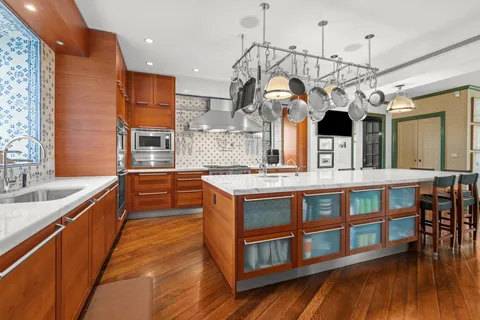 $7,495,000 | 26 Old Gulph Road, Gladwyne, PA 19035