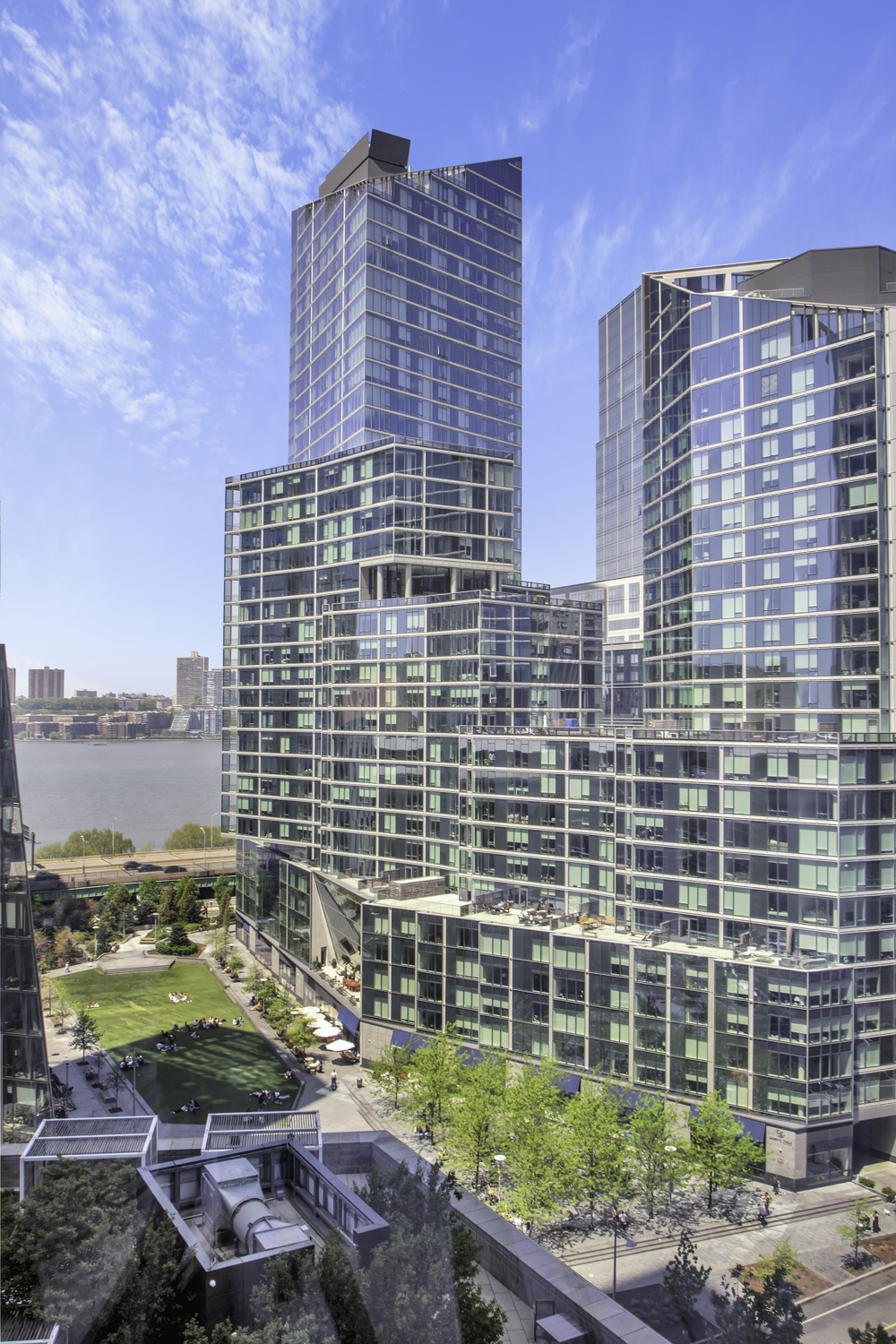 1 West End Avenue, Unit 10A Manhattan, NY 10023 - Photo 4 of 38 a view of building with outdoor space and swimming pool