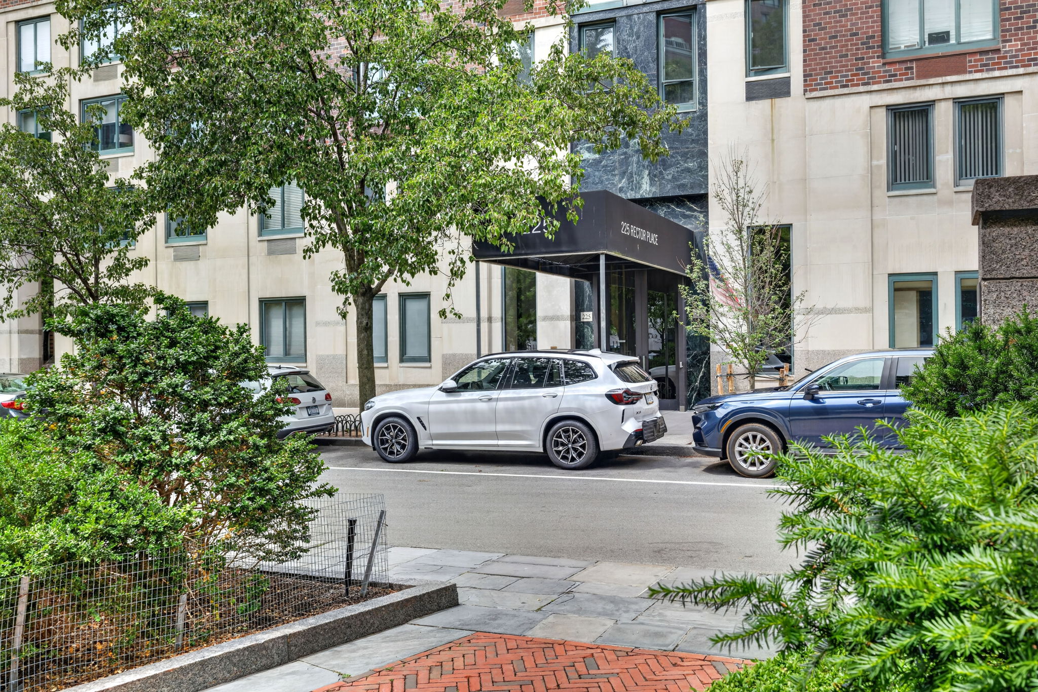225 Rector Place, Unit 22F Manhattan, NY 10280 - Photo 13 of 14