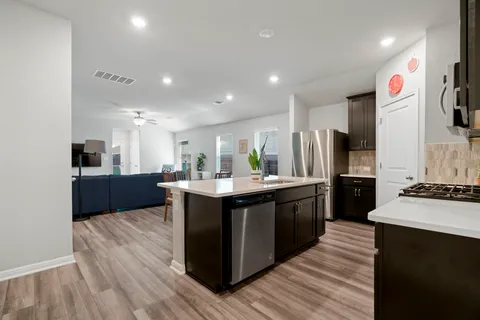 $315,000 | 107 Magnolia Ranch Lane, Hutto, TX 78634