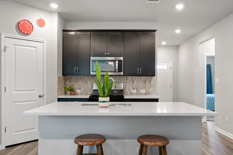 $315,000 | 107 Magnolia Ranch Lane, Hutto, TX 78634