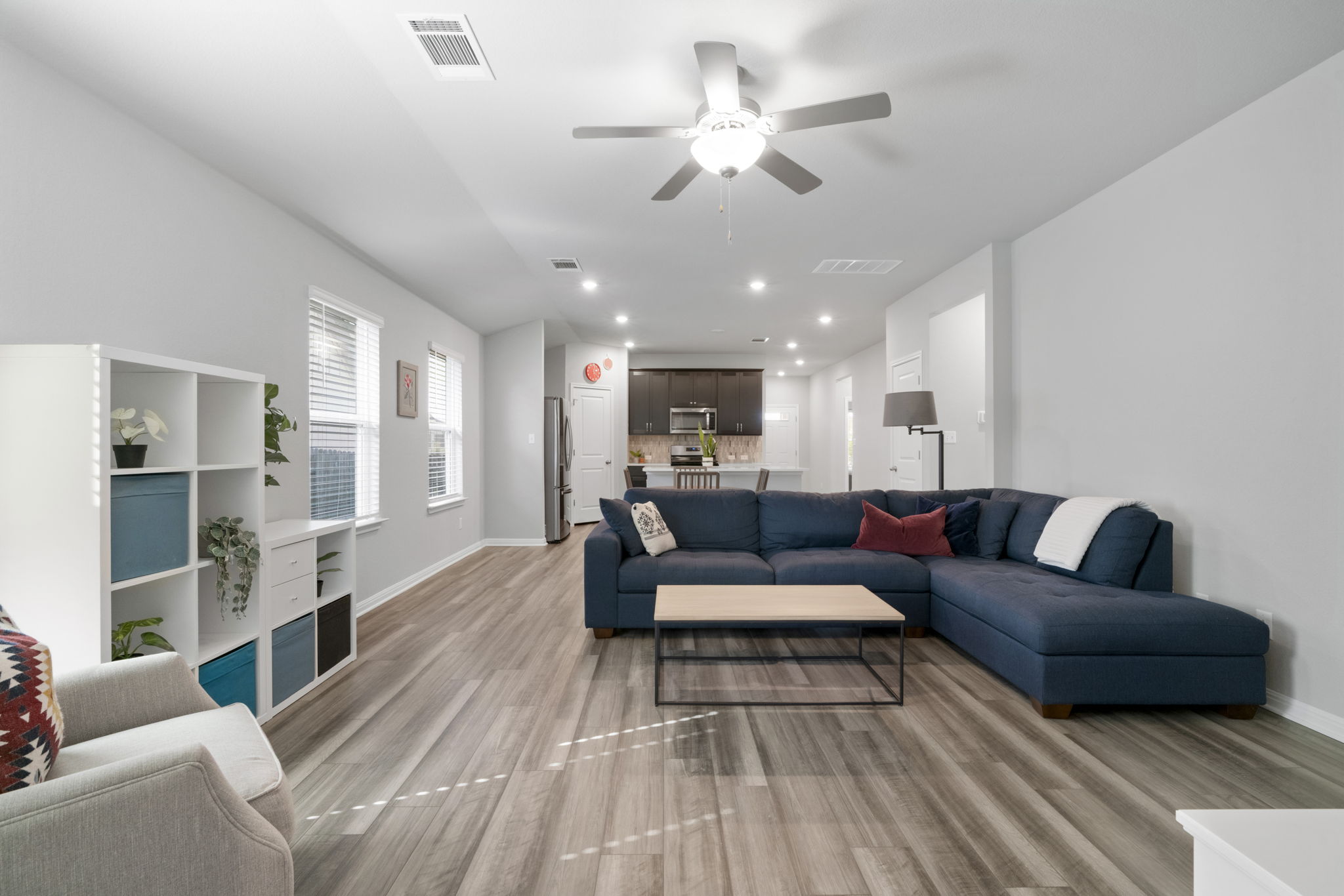 107 Magnolia Ranch Lane Hutto, TX 78634 - Photo 10 of 28 Living area