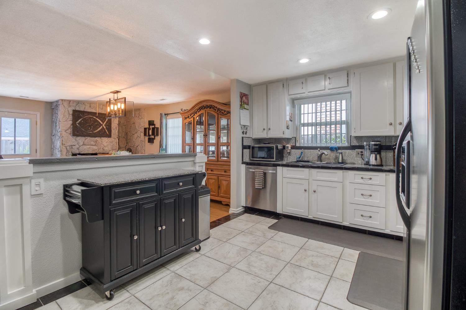 2016 Don Pedro Road Ceres, CA 95307 - Photo 13 of 28