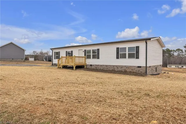 $229,000 | 657 Mt Wesley Church Road, Hiddenite, NC 28636