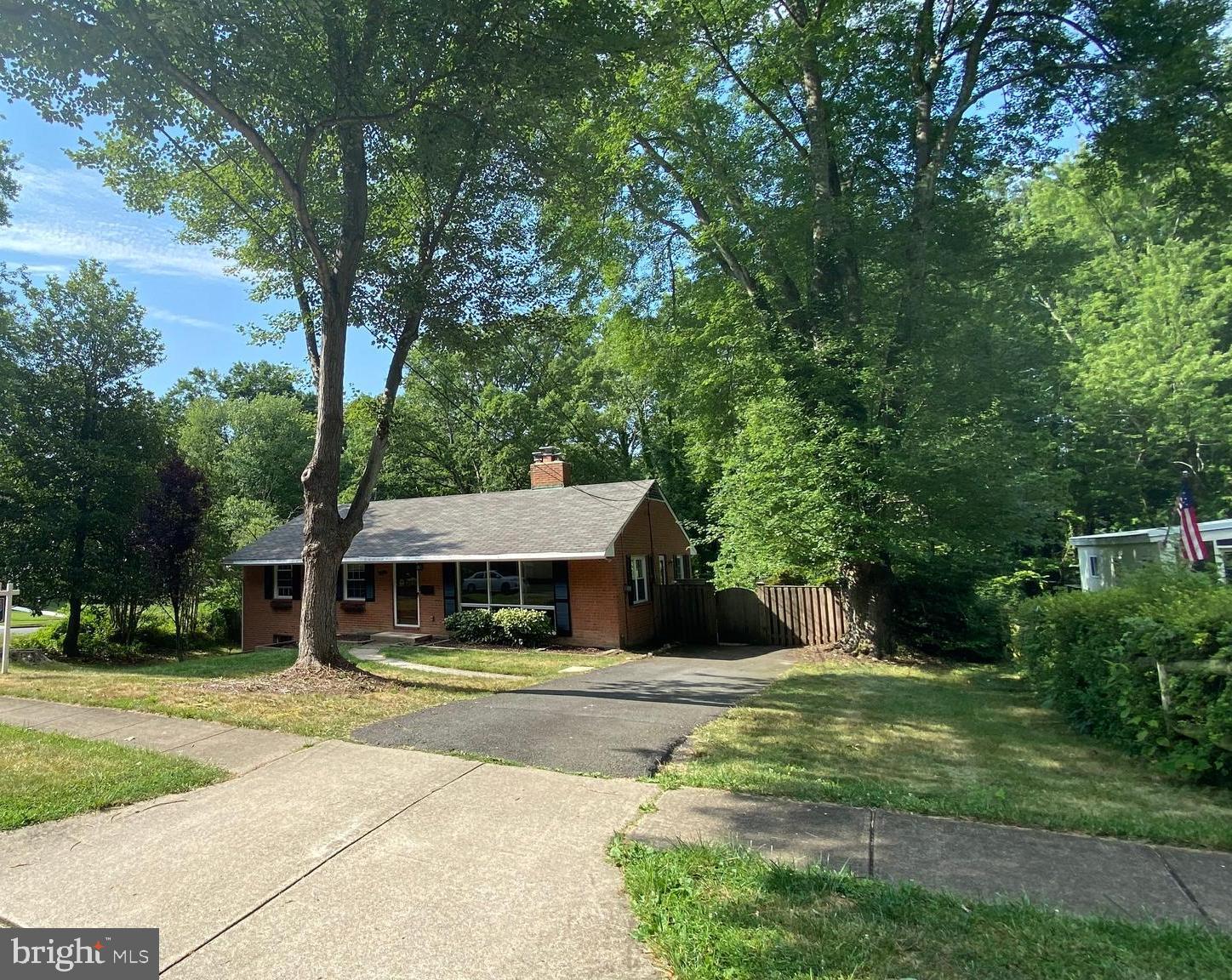 7401 Julian Place Springfield, VA 22150 - Photo 1 of 1 Gallery Image 1