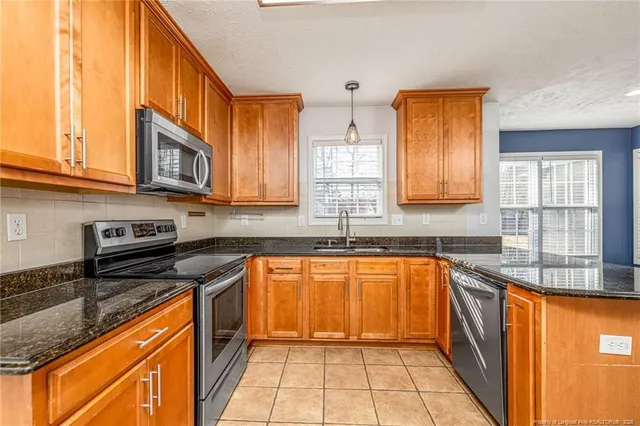 $2,100 | 3320 Benson Place, Fayetteville, NC 28306