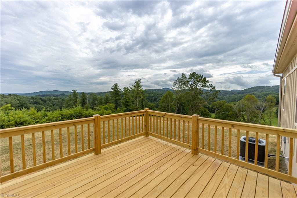414 Duncan Ridge Road Sparta, NC 28675 - Photo 20 of 36