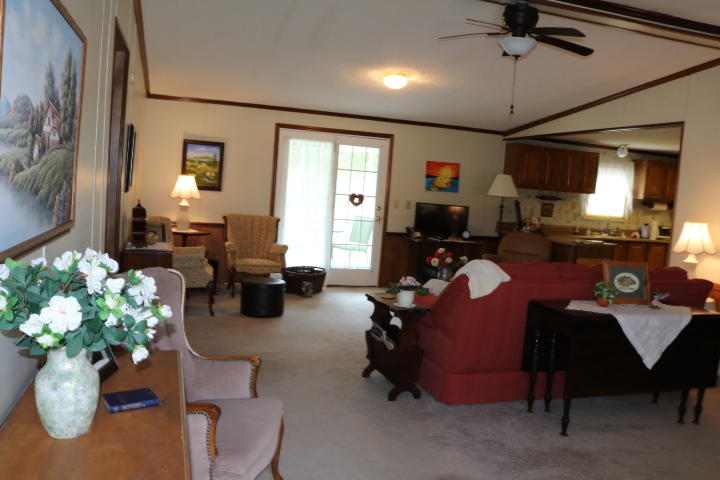 688 State Rd S-15-93 Smoaks, SC 29481 - Photo 6 of 91 IMG_7605