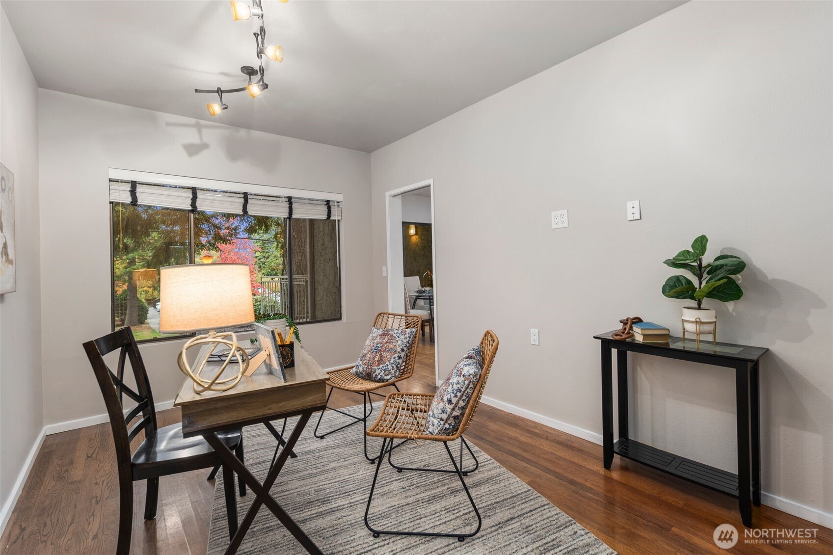 19523 86th Avenue West, Unit 523 Edmonds, WA 98026 - Photo 20 of 40