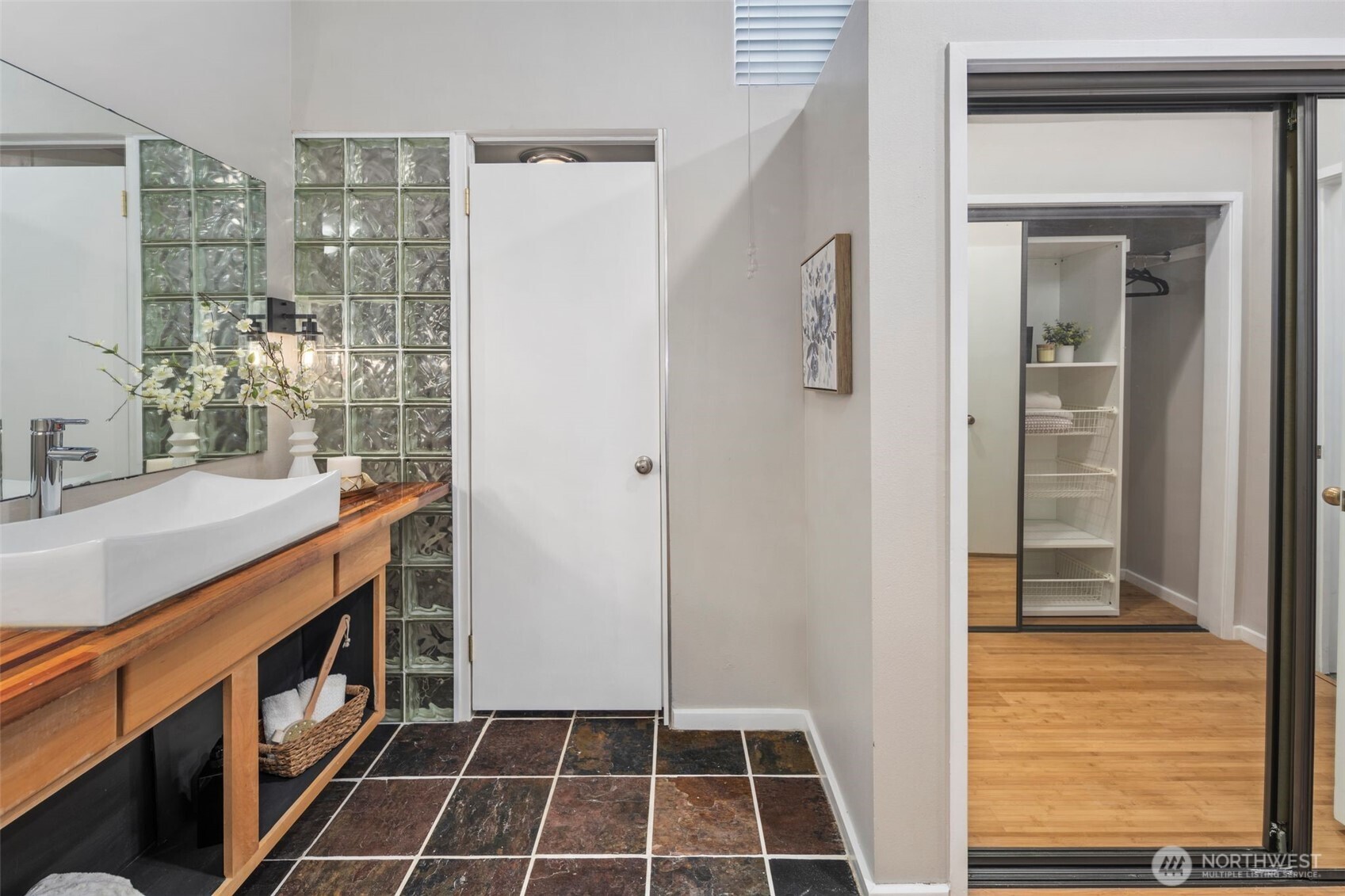 19523 86th Avenue West, Unit 523 Edmonds, WA 98026 - Photo 31 of 40