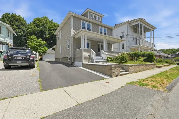 $349,900 | 20 Mt Carmel Avenue, Chicopee, MA 01013