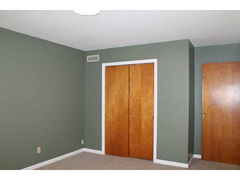 4050 Melbourne Road Indianapolis, IN 46228 - Photo 14 of 24 Gallery Image 14