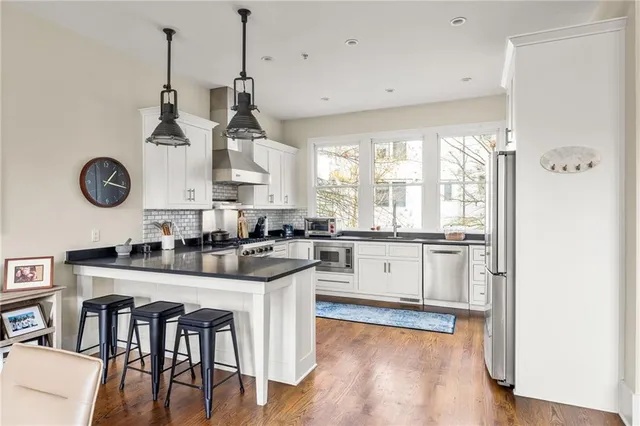 $749,000 | 9129 Selborne Lane, Chattahoochee Hills, GA 30268